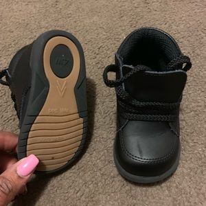 Baby walking shoe